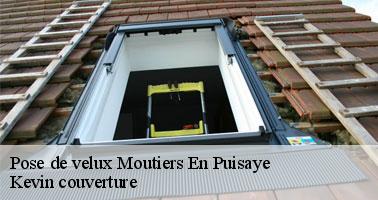 Qui peut effectuer les travaux de mise en place des fenêtres de toit à Moutiers En Puisaye?