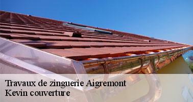 La réalisation des travaux de zinguerie avec un couvreur professionnel à Aigremont